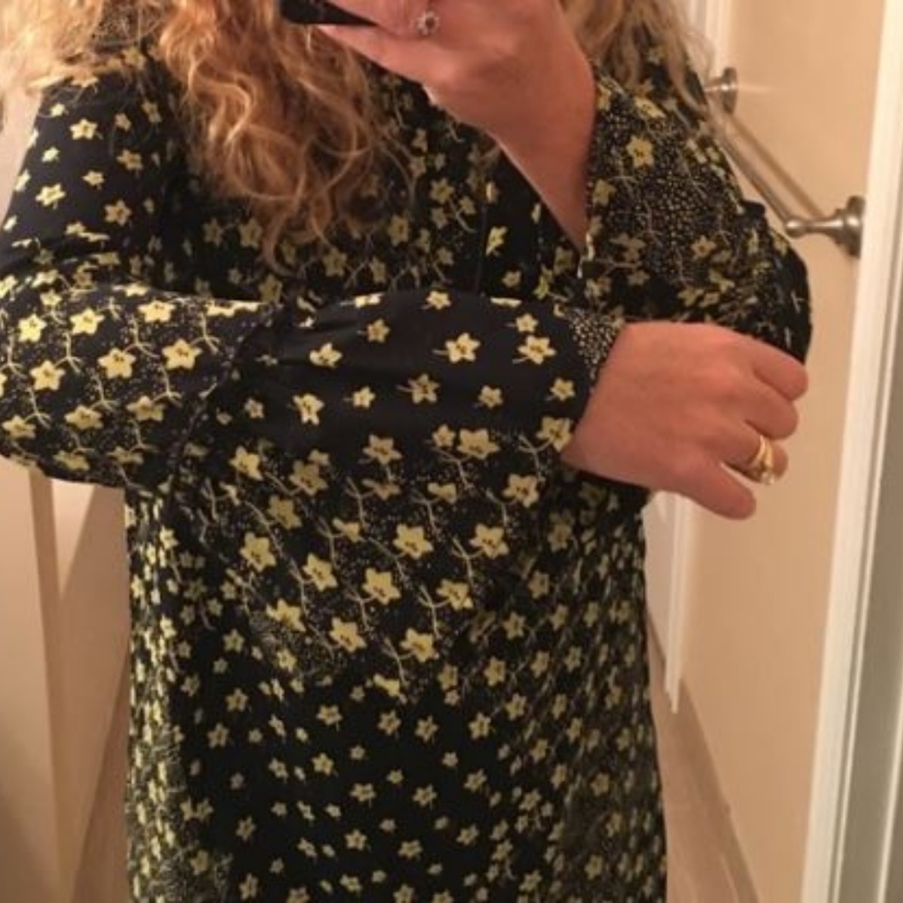 🎉2x HP🎉 LAST ONE!! Navy Bell Long Sleeve Dress - Picture 6 of 7